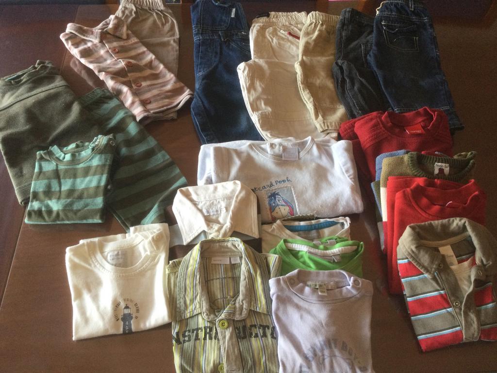 lot kleertjes jongen maat 74, 21 stuks voor €25, Ophalen