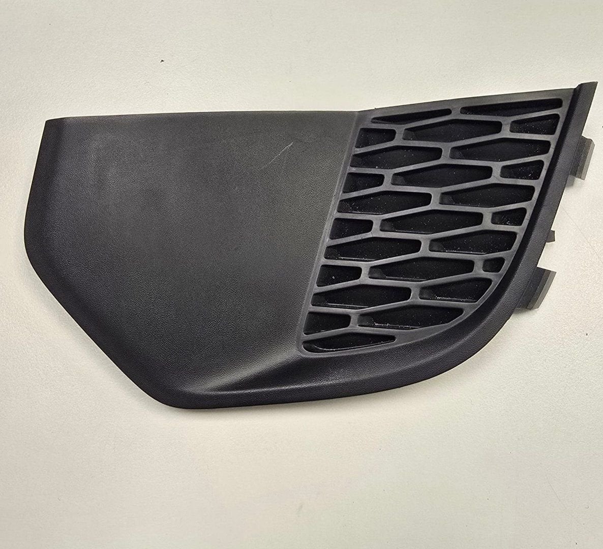 Landrover Discovery Afdekplaat voor mistlamp Links, Neuf, Land Rover, -, Origine de la pièce connue