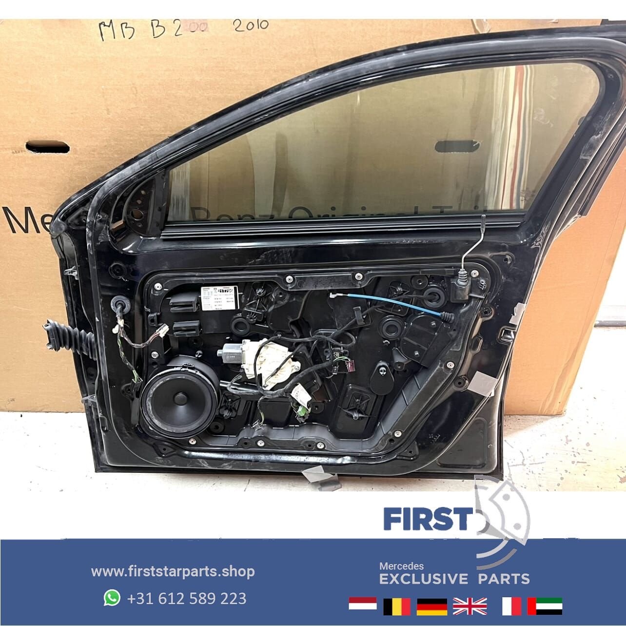 W176 PORTIER RECHTS ZWART COMPLEET Mercedes A KLASSE 2012-20