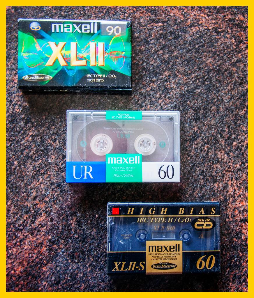 Lot van 3 Cassettes Maxell in ONGEOPENDE verpakking, Verzenden