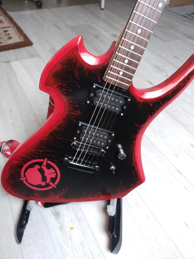 H300 gitaar (reparatie), Ophalen of Verzenden, Gebruikt, Solid body, Overige merken