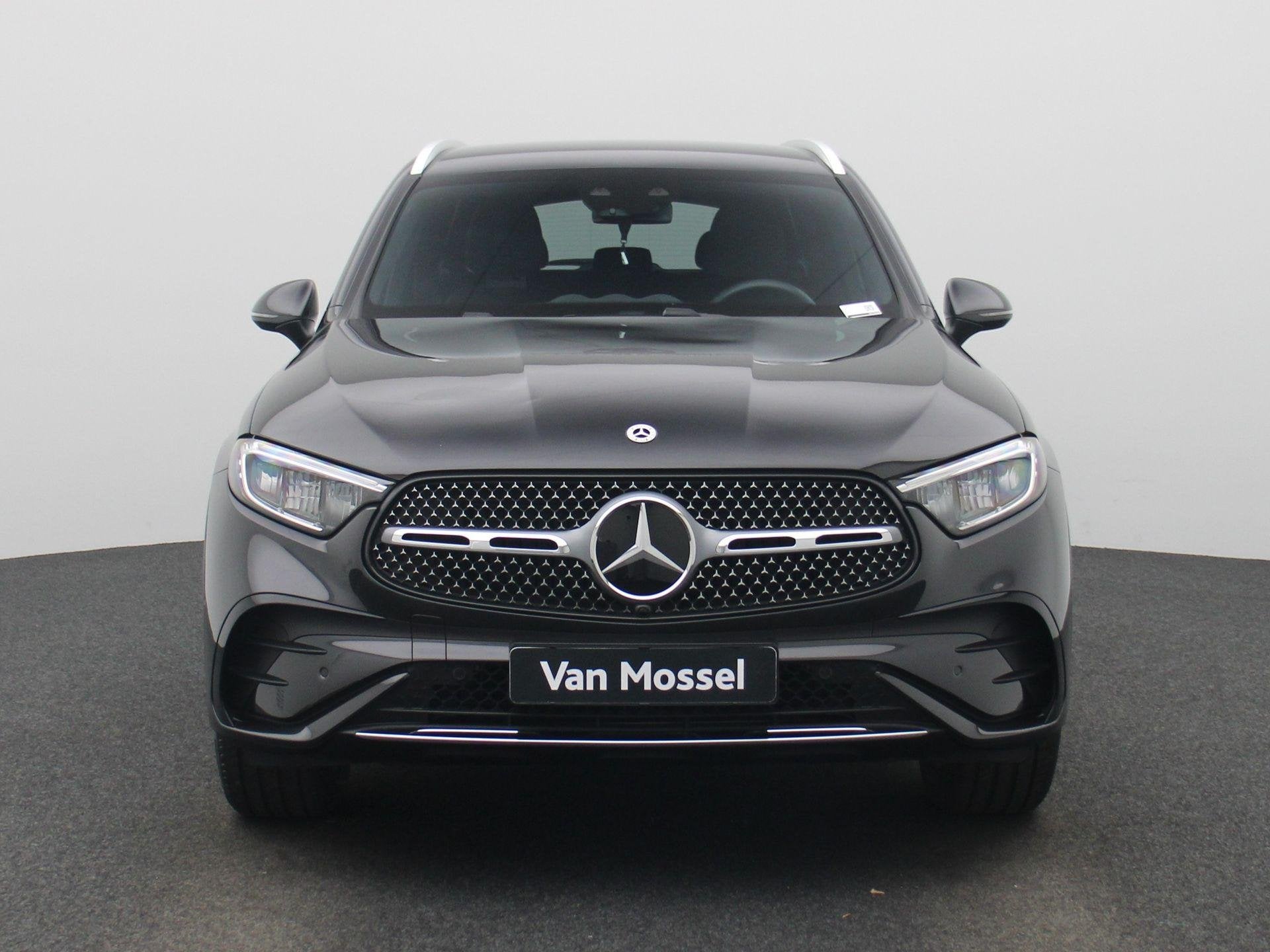Mercedes-Benz GLC 300 d 4MATIC + AMG LINE + TREKHAAK +, Auto's, Mercedes-Benz, Automaat, 269 pk, Stof, Zwart