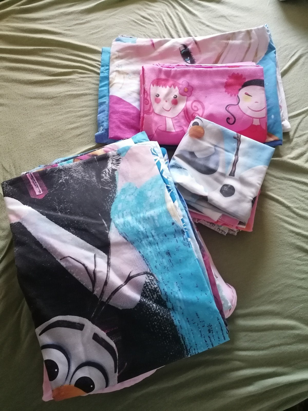 Linge de lit fille, Enlèvement, Fille