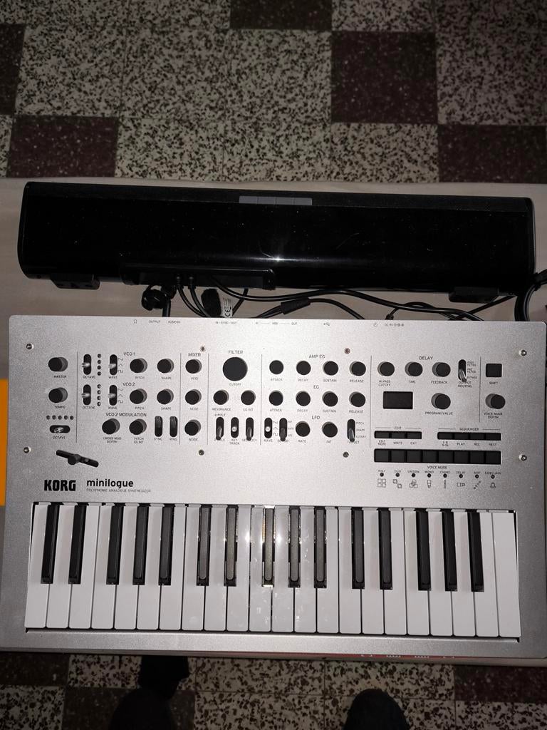 Korg Minilogue, Enlèvement