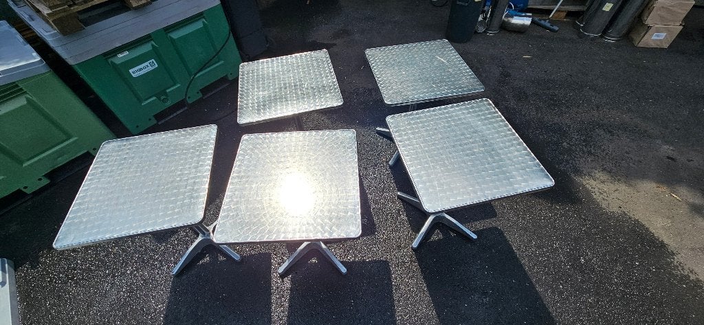 Table alu 60*60, Jardin & Terrasse, Enlèvement, Utilisé, Carré, Autres matériaux