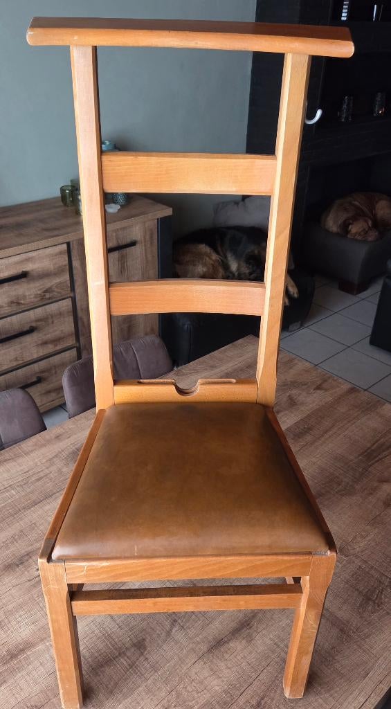 Kerkstoelen, Huis en Inrichting, Ophalen, Gebruikt, Bruin, Eén