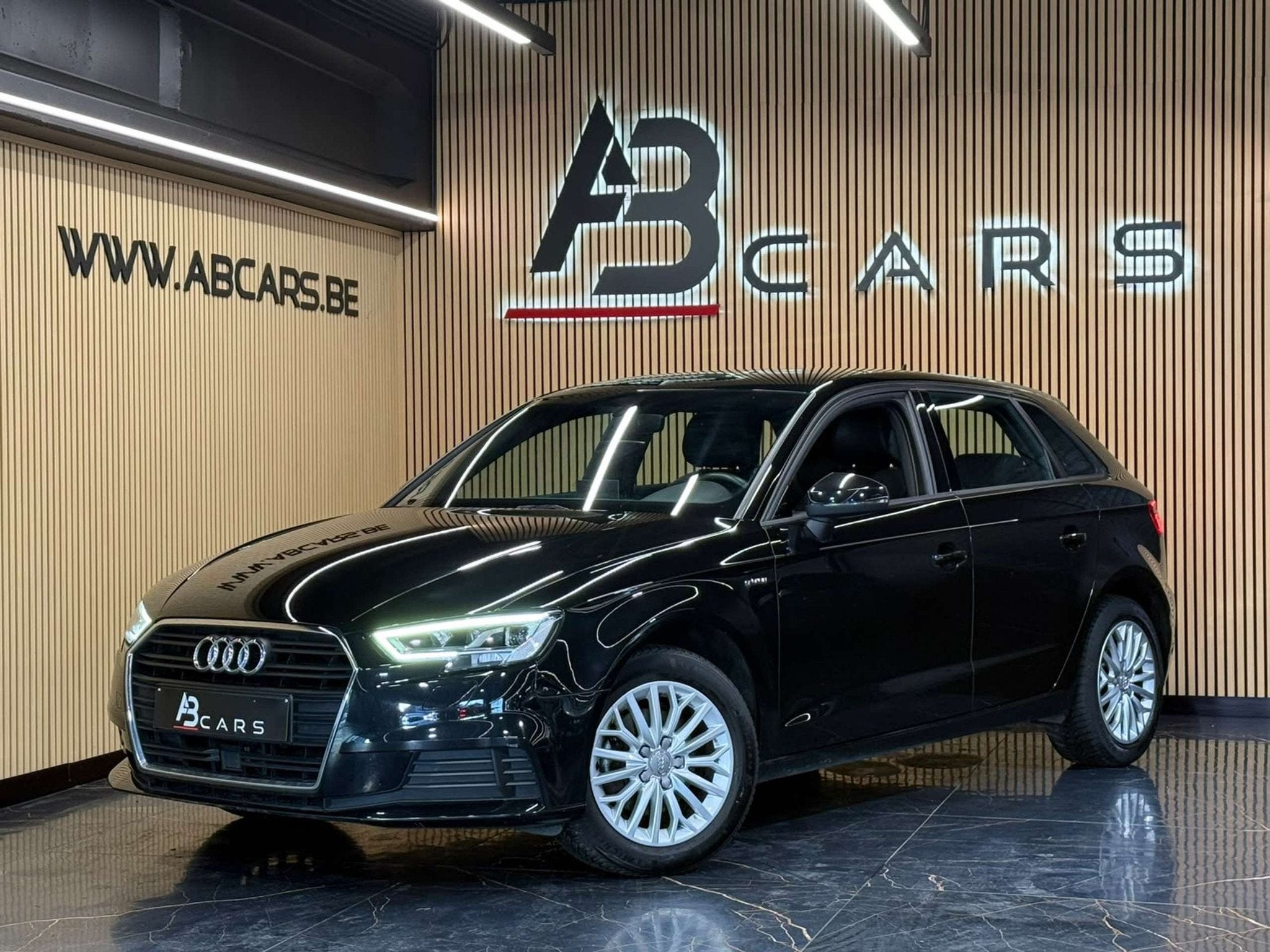 Audi A3 SPORTBACK 1.4 TFSI S TRONIC SPORT * GARANTIE 12 MOIS, Autos, Euro 6, Entreprise, Alarme, Noir