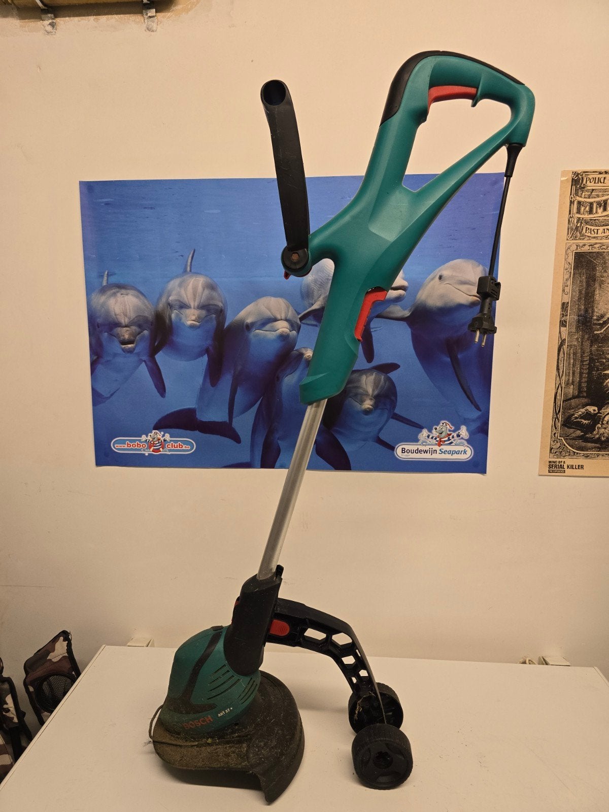 Bosch ART 27 + Elektrische kantenmaaier met wiel, Ophalen, Gebruikt, 30 tot 50 cm, Bosch