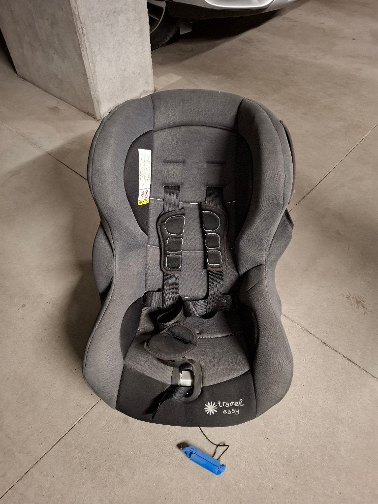 autokinderstoel, Kinderen en Baby's, Autostoeltjes, Autogordel, Verstelbare rugleuning, Zo goed als nieuw, 0 t/m 13 kg