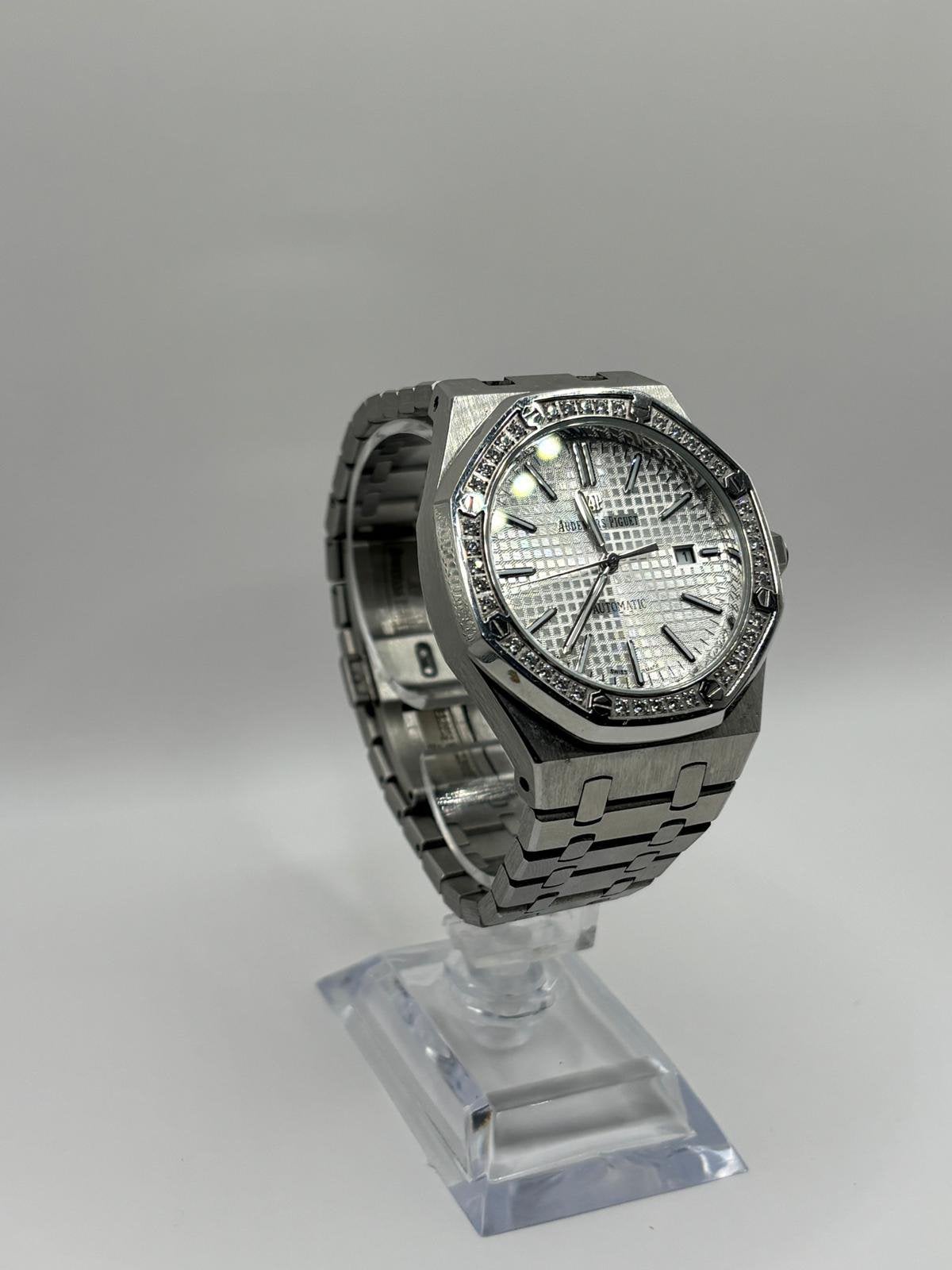 Audemars Piguet Royal Oak, Handtassen en Accessoires, Ophalen of Verzenden, Waterdicht, Zo goed als nieuw