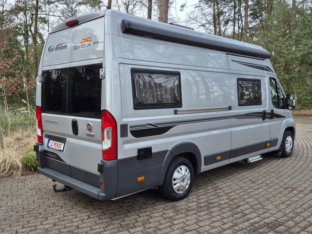 Font Vendome Plaisance 640 hefbed solar rondzit 1eig, Caravans en Kamperen, Bedrijf