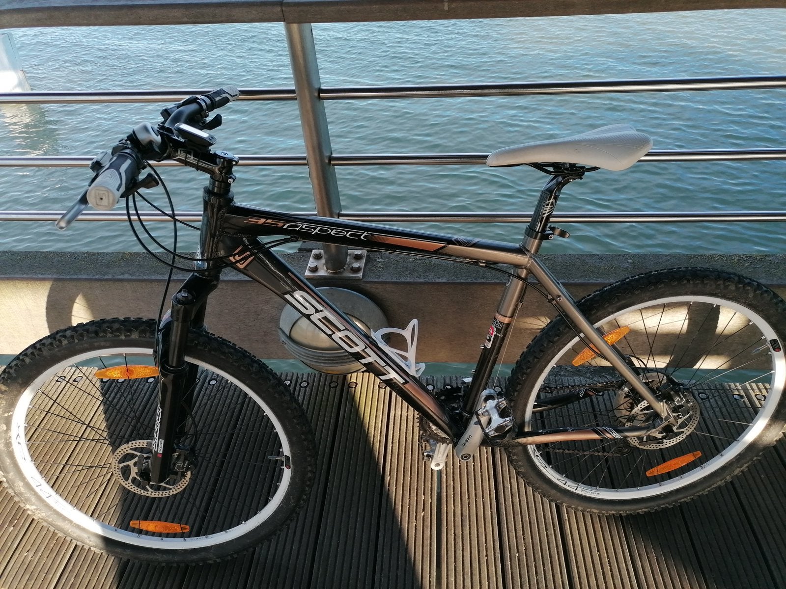 Velo scoot à vendre taille L, Vélos & Vélomoteurs, Enlèvement ou Envoi, Comme neuf