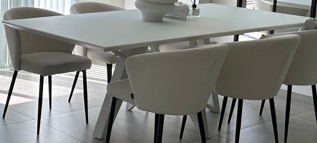 Eetkamertafel Prenuptia - zeer goede staat, Huis en Inrichting, Tafels | Eettafels, Ophalen, Zo goed als nieuw