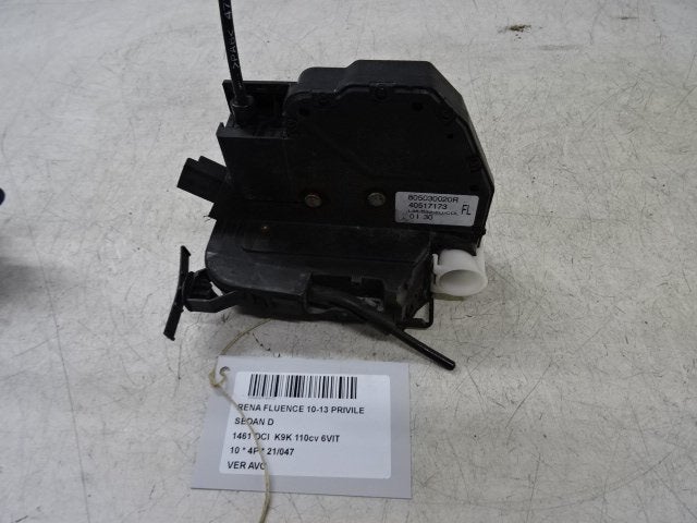 PORTIERSLOT LINKS VOOR Renault Fluence (LZ) (805030020R), Gebruikt, Voor, Renault
