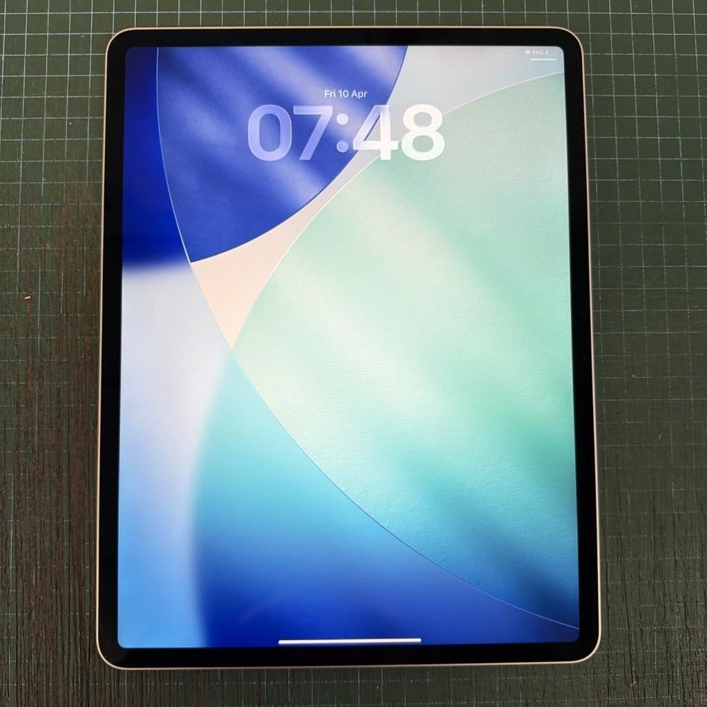 Apple iPad Air M3 13" 2025, 7e generatie, 128 GB, cellulair, Ophalen of Verzenden, Zo goed als nieuw, Apple iPad, 128 GB