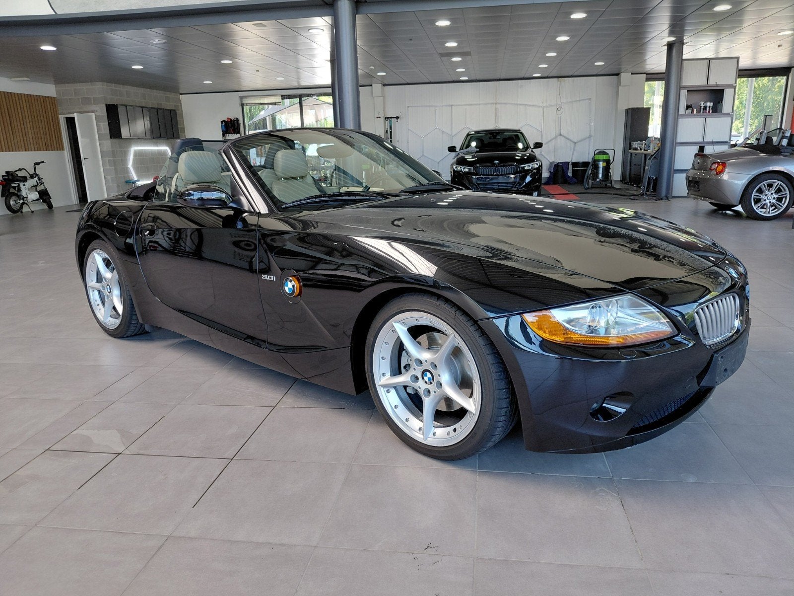 BMW  Z4. 3.0. TOPSTAAT .ZELDZAAM., Achterwielaandrijving, Beige, 2995 cc, Cabriolet