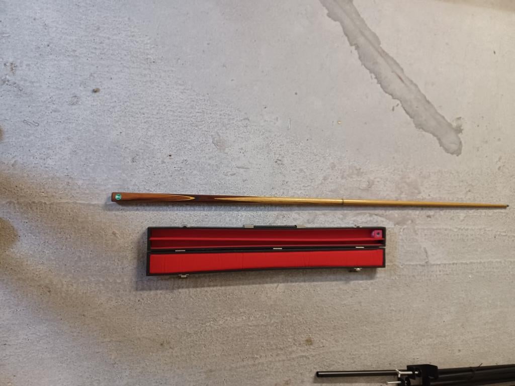 snooker keu, Sport en Fitness, Biljarten en Poolen, Ophalen, Zo goed als nieuw, Keu of Ballen