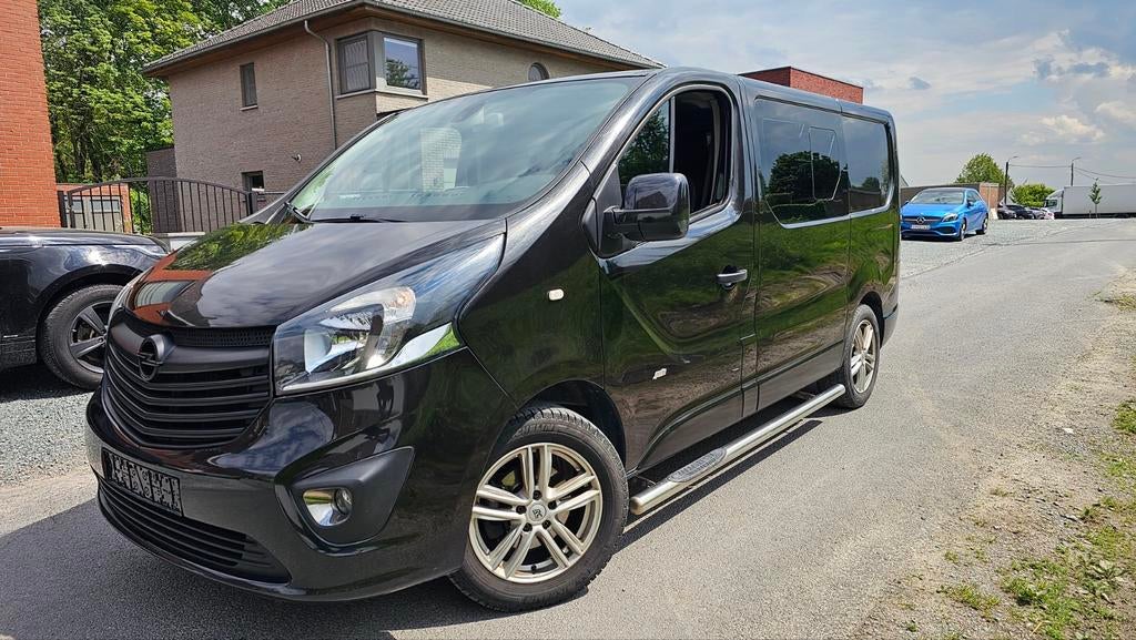 Opel Vivaro Duble Cabin/137.000Km/Bj 2015/Navi/Airco/Euro5 B, Autos, Opel, Euro 5, Achat, Vivaro, Entreprise