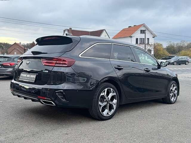 Kia Ceed SW / cee'd SW SENSE 1.6 GDI PHEV DCT / NAV /, Auto's, Kia, Automaat, 1580 cc, Zwart, Bedrijf