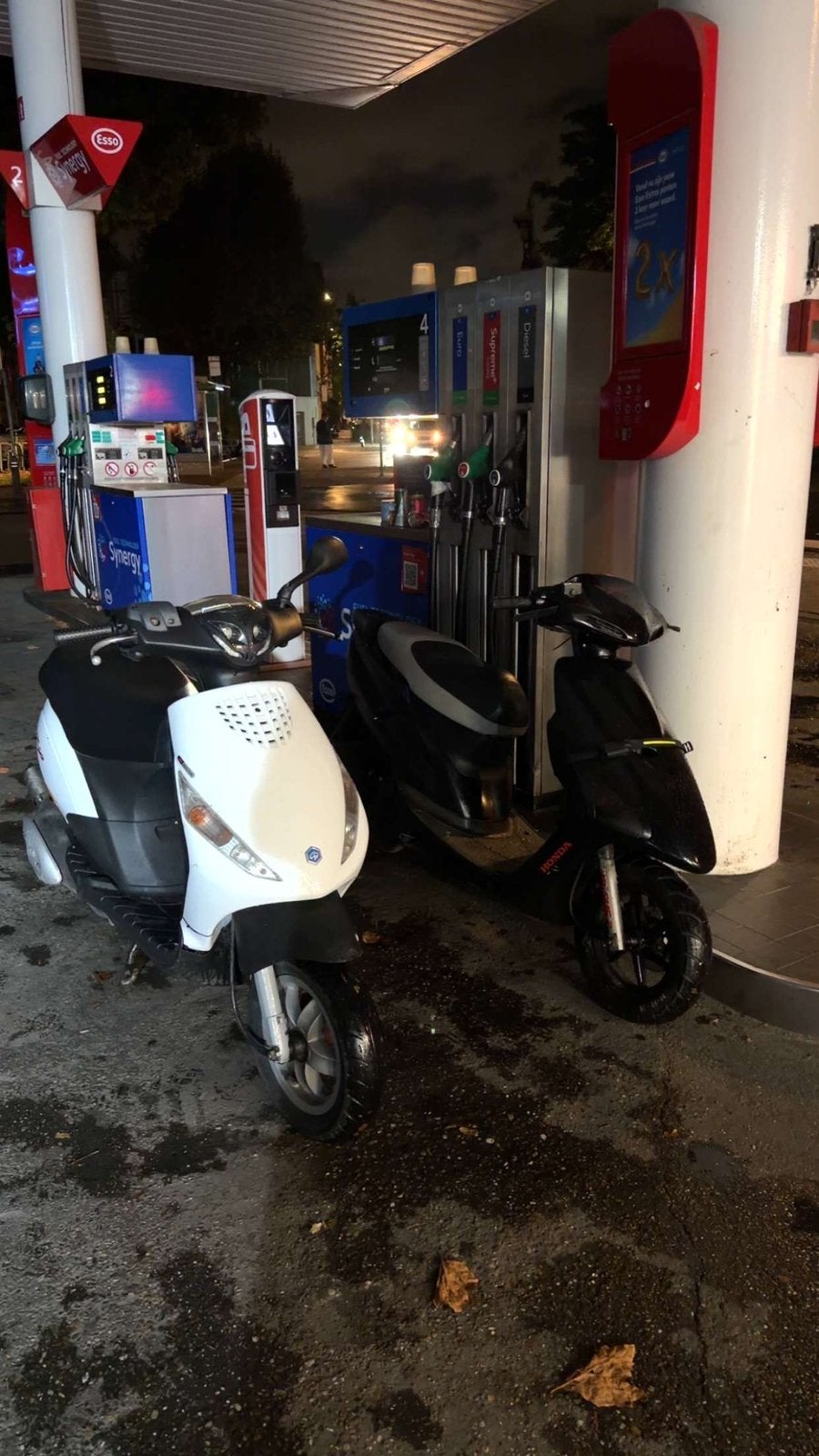Piaggio zip 2 takt a klasse, Vélos & Vélomoteurs, Enlèvement ou Envoi, Comme neuf, Piaggio