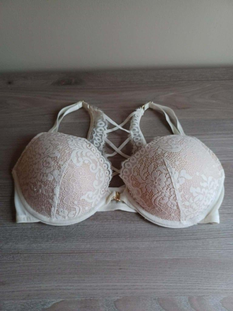 Bh van Hunkemöller (Fr 90D - Eu 75 D), Hunkemöller, Ophalen of Verzenden, Beige, BH