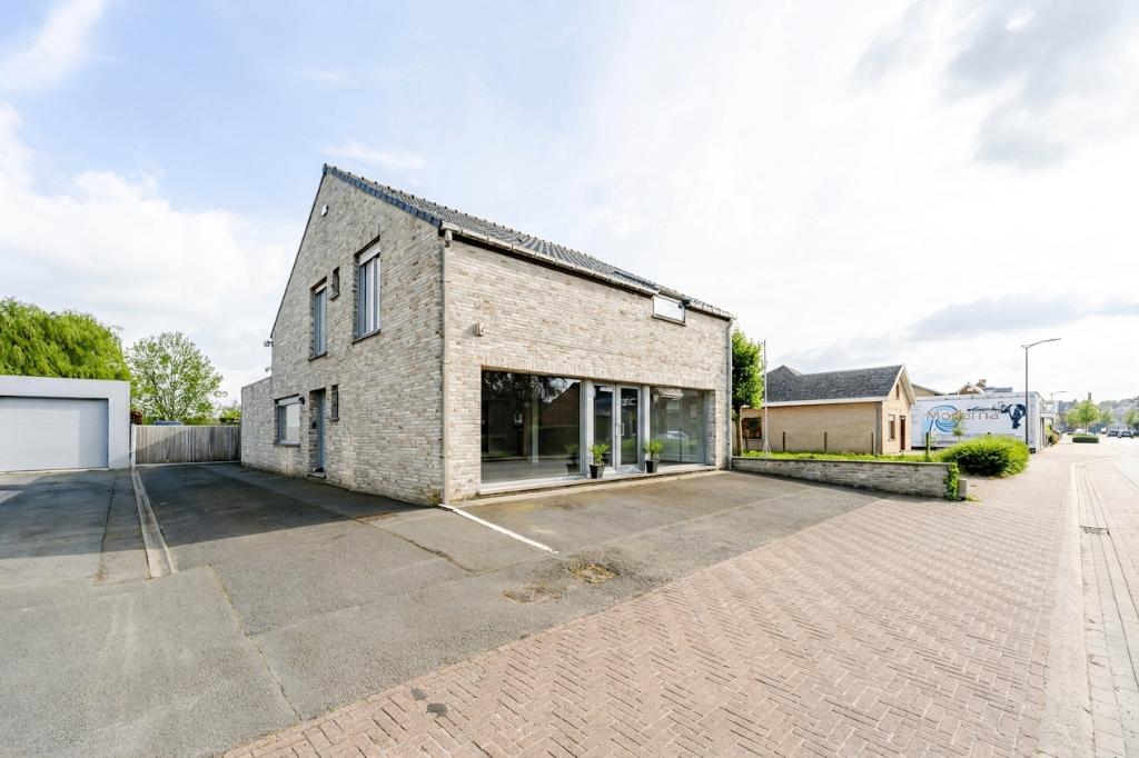 Wonen en werken combineren te Ichtegem - handelswoning, Immo, Huizen en Appartementen te koop, Provincie West-Vlaanderen, 1500 m² of meer