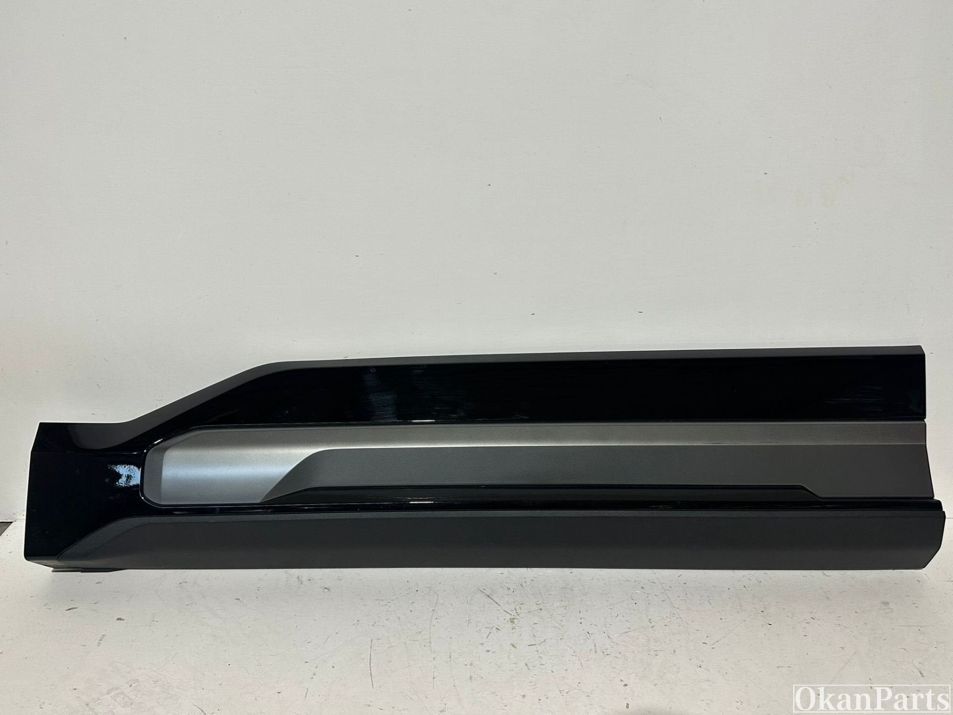 Kia EV9 linker voor portierlijst 87721-DO300AHV, Gebruikt, Voor, Deur