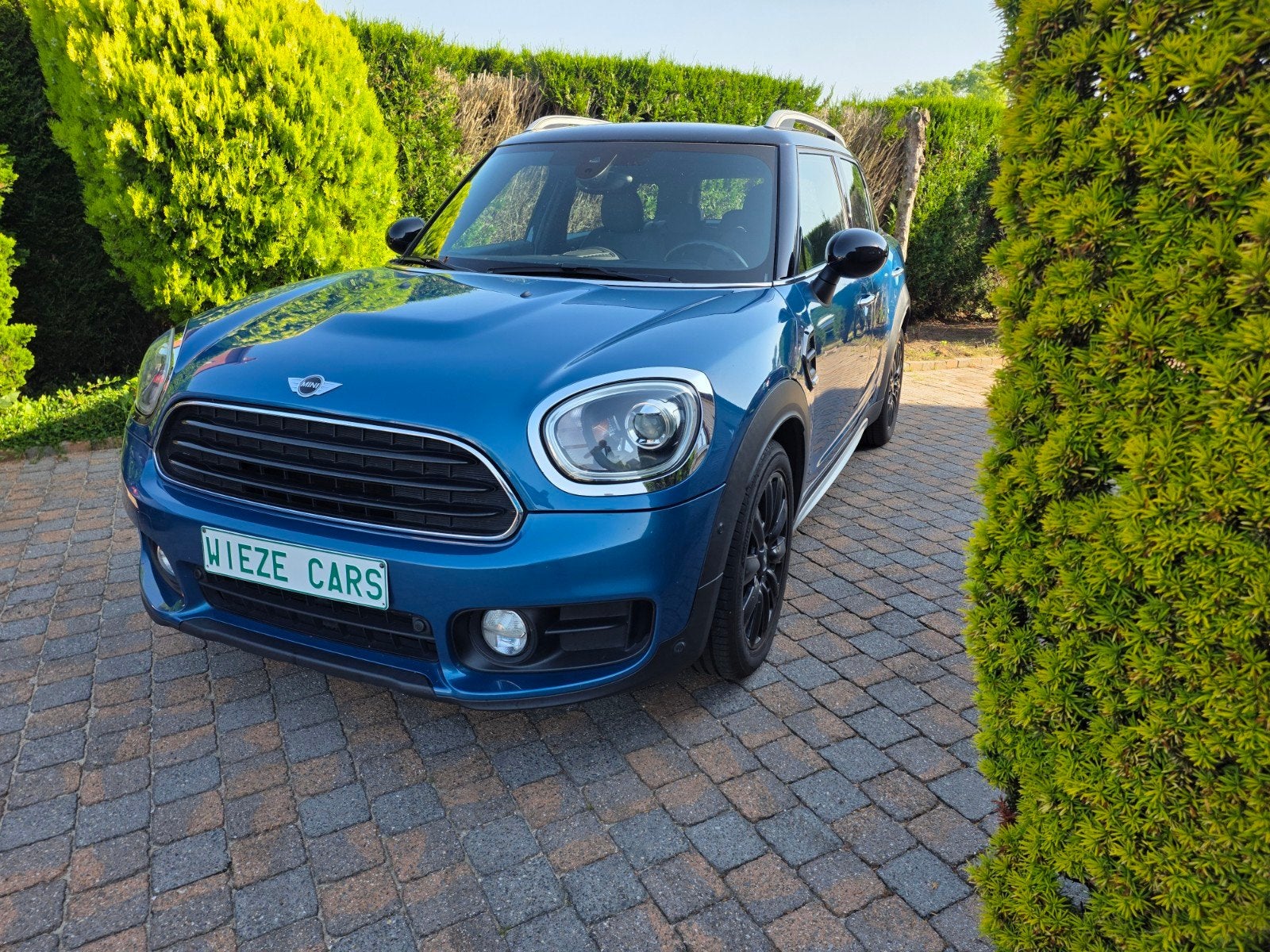 Mini Countryman Cooper D + Trekhaak, Voorwielaandrijving, Stof, 4 cilinders, Elektrische ramen