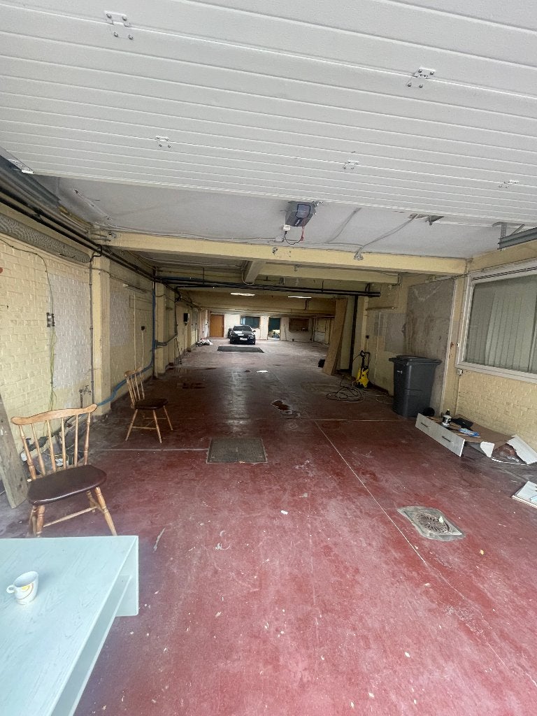 Magazijn in Sint Niklaas te huur, Direct bij eigenaar, Sint niklaas, 350 m², Provincie Oost-Vlaanderen