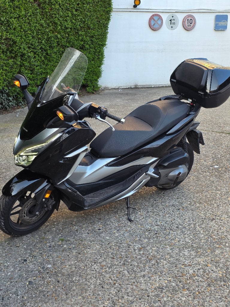 Honda Forza 300 Superscooter 2019, Scooter, Particulier, Minimaal motorrijbewijs A2, Automaat