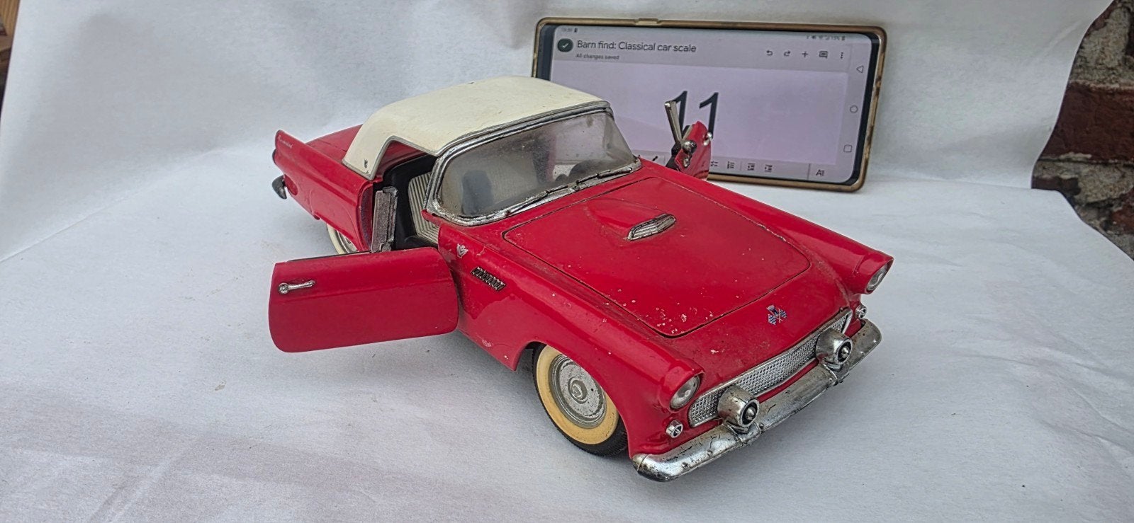 N 11 — Ford Thunderbird 1955, Hobby & Loisirs créatifs, Voitures miniatures | 1:18, Enlèvement ou Envoi