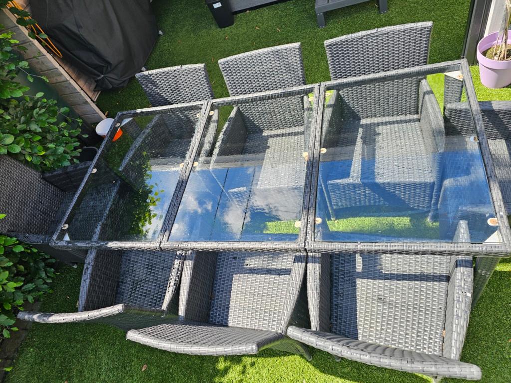 Tuinset met 8 stoelen en kussens. Loungeset met 8 stoelen, Ophalen, Kunststof, Gebruikt, 8 zitplaatsen