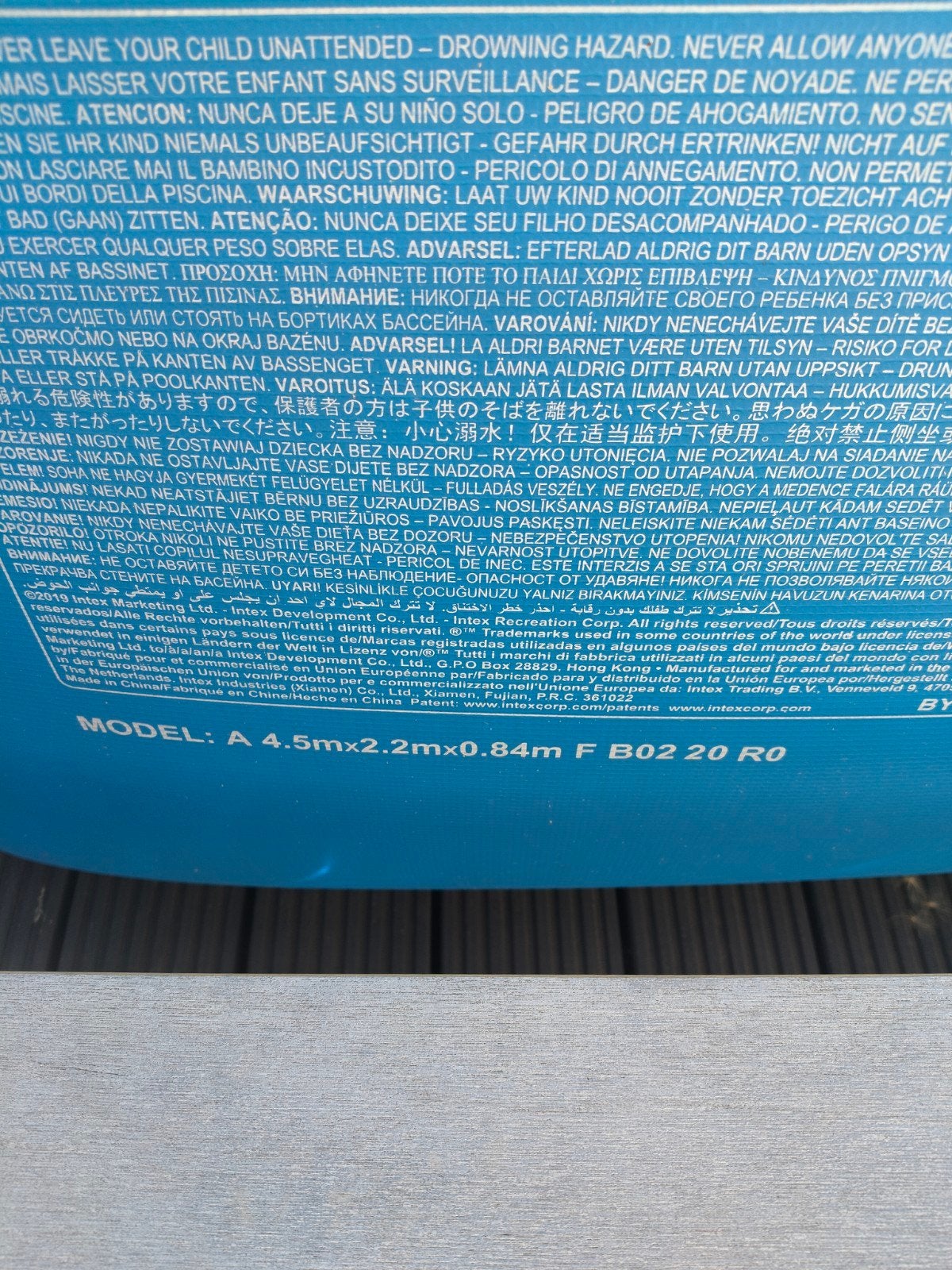 Volledige uitzet met Intex zwembad, Ophalen