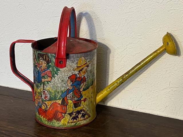 Arrosoir jouet ancien en tôle, Enlèvement