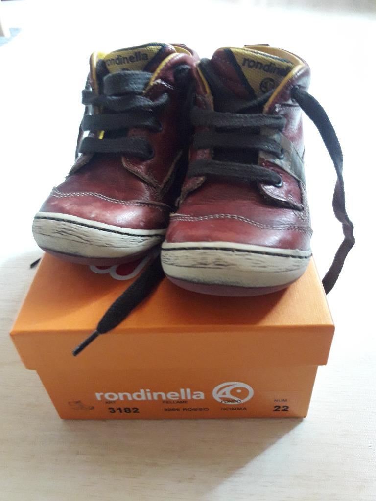 Chaussures pour garçons (Rondinella), Enfants & Bébés, Vêtements enfant | Chaussures & Chaussettes, Garçon, Enlèvement ou Envoi