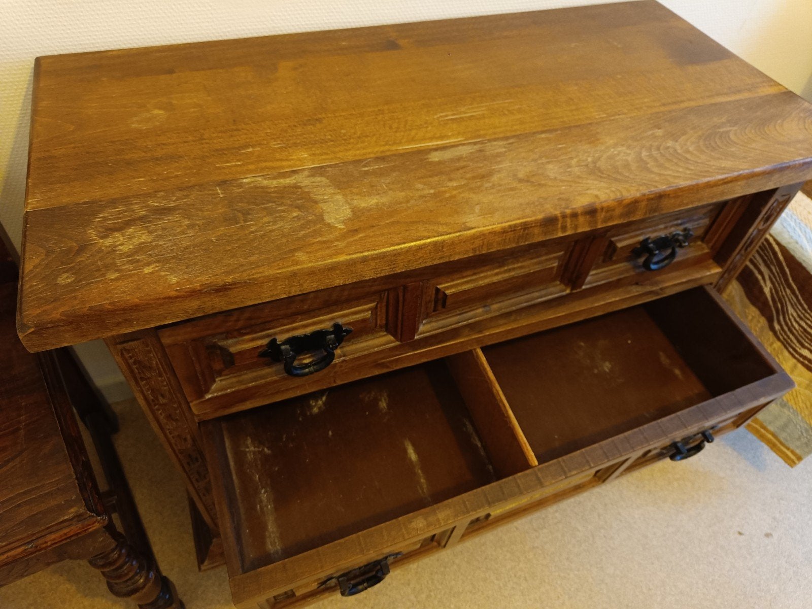 Commode vintage style castillan, 3 ou 4 tiroirs, 25 à 50 cm, Castilian, Moins de 100 cm