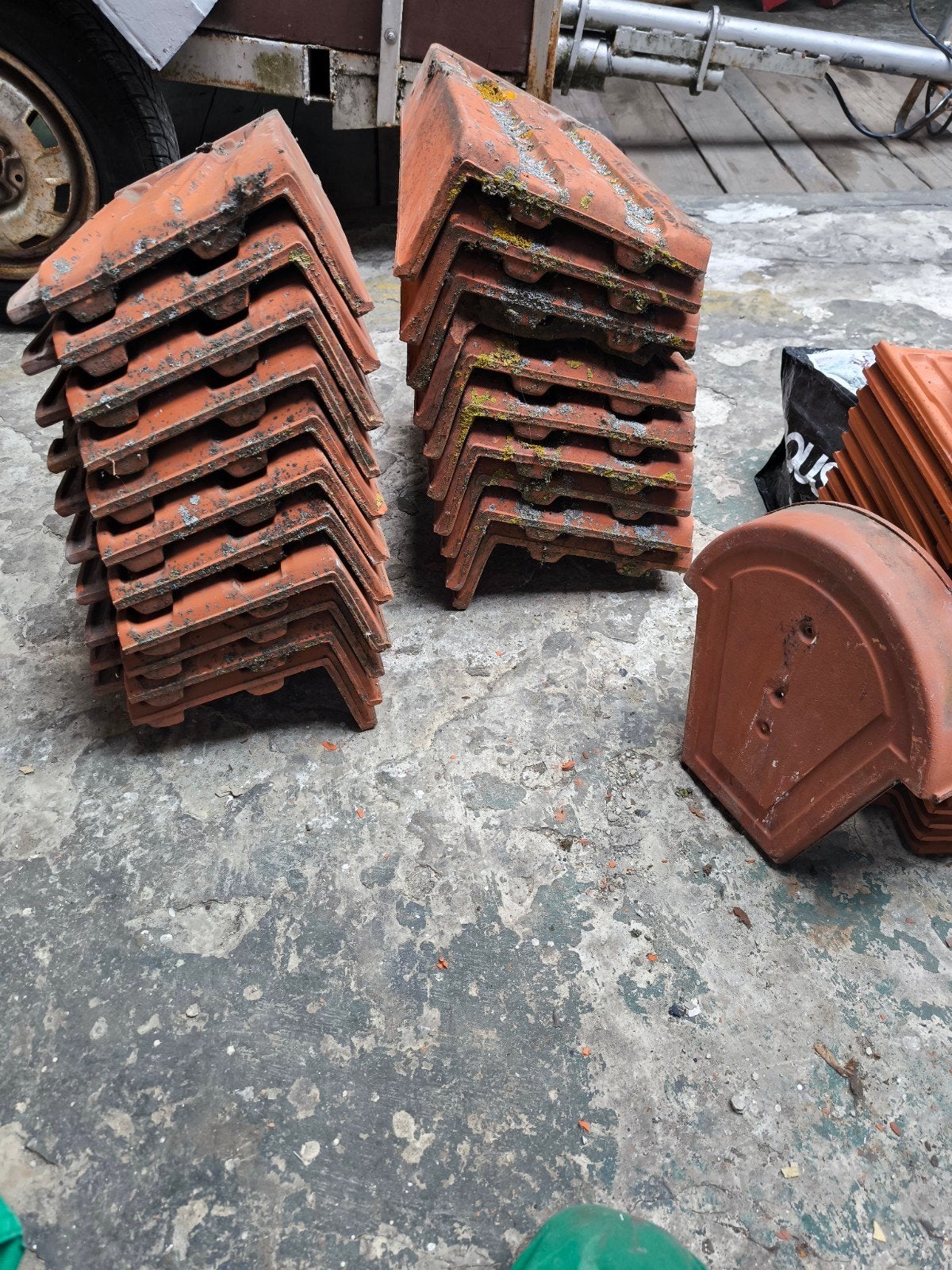 Tuiles de Rive, Doe-het-zelf en Bouw, Dakpannen en Dakbedekking, Ophalen of Verzenden, Gebruikt, Dakpannen