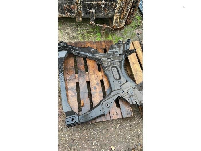Faux châssis d'un Mercedes Vito, Autos : Pièces & Accessoires, Suspension & Châssis, Mercedes-Benz, Utilisé, 3 mois de garantie
