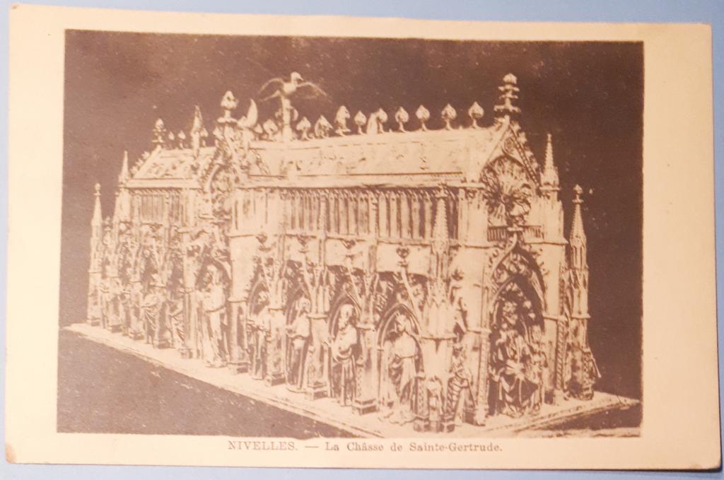 Postkaart NIJVEL /NIVELLES :La Châsse St.Gertrude, Ophalen of Verzenden, 1920 tot 1940, Ongelopen, Henegouwen