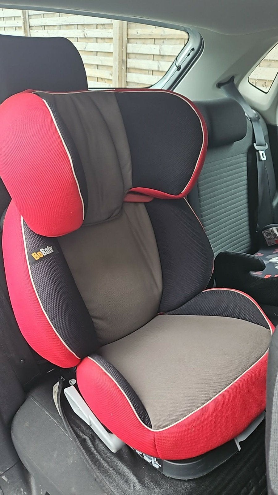 Kinderstoel met Isofix, Ophalen