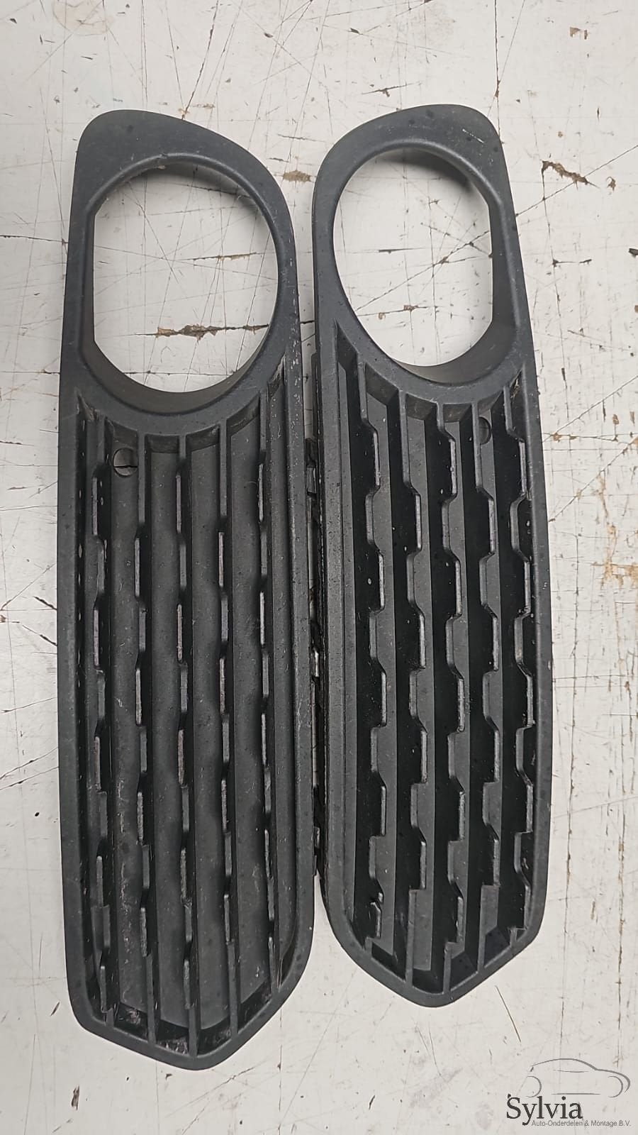 Bumper rooster mistlamp set  gesloten BMW 1 serie F20 F21 1', Auto-onderdelen, Gebruikt, -, -, Ophalen of Verzenden
