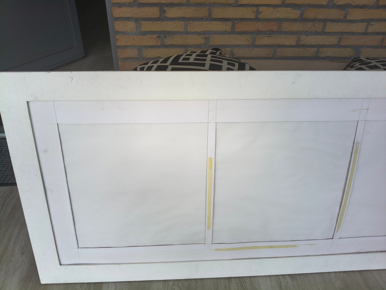 stevige houten kader, Ophalen