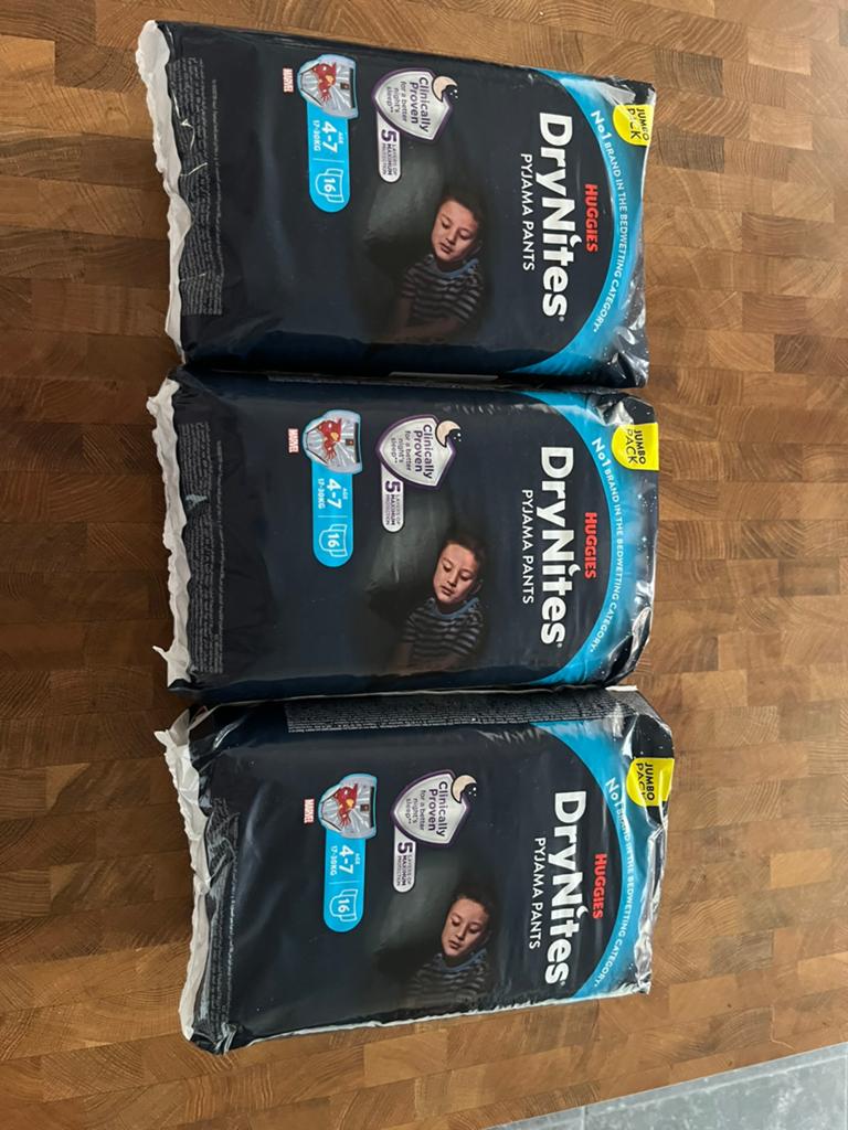 Drynites pampers 4-7 jaar, Kinderen en Baby's, Babykleding | Overige, Ophalen, Nieuw, Jongetje