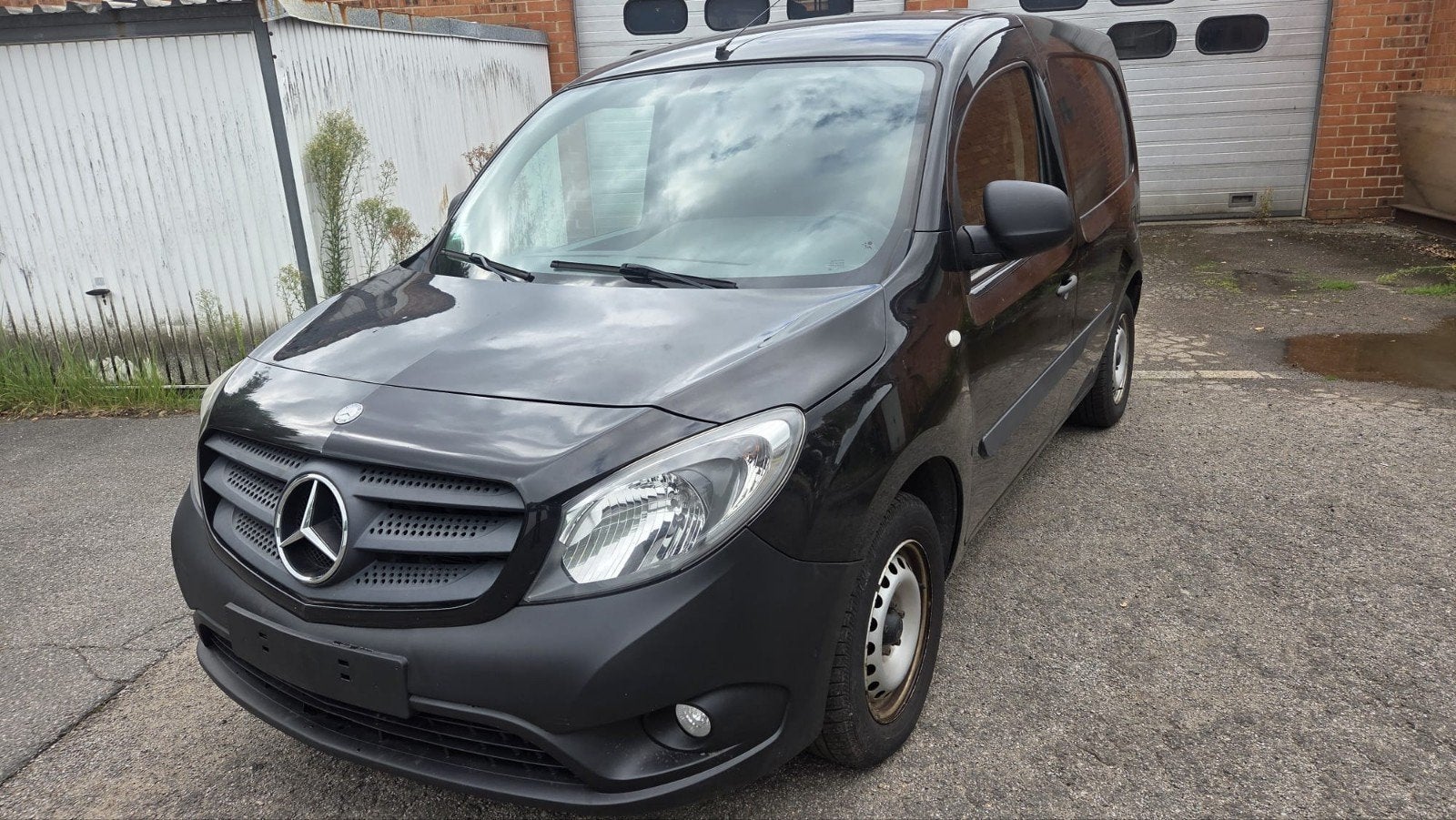 MERCEDES BENZ  CITAN  15 diesel  bj 2016 km210000, 4 deurs, Euro 6, Zwart, Particulier