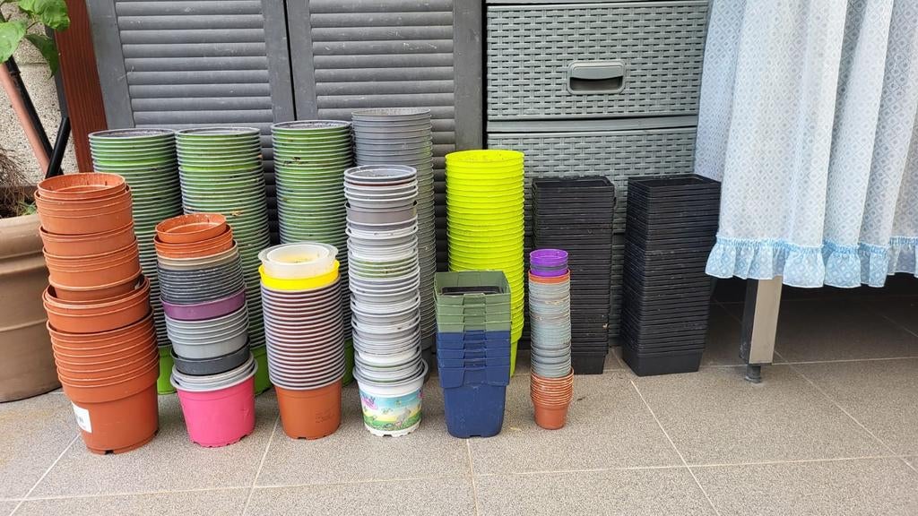 Pots de pépinière/pots de fleurs (10 pièces pour 1 euro), Enlèvement ou Envoi
