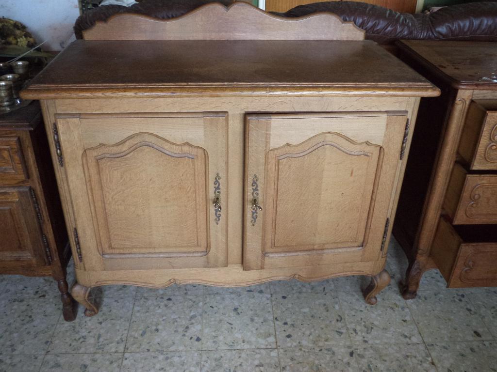 Commode 2 portes style Louis XV en chêne, Antiek en Kunst, Antiek | Meubels | Kasten, Ophalen