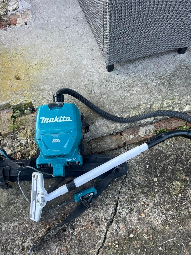 Aspirateur Makita, Electroménager, Enlèvement, Utilisé