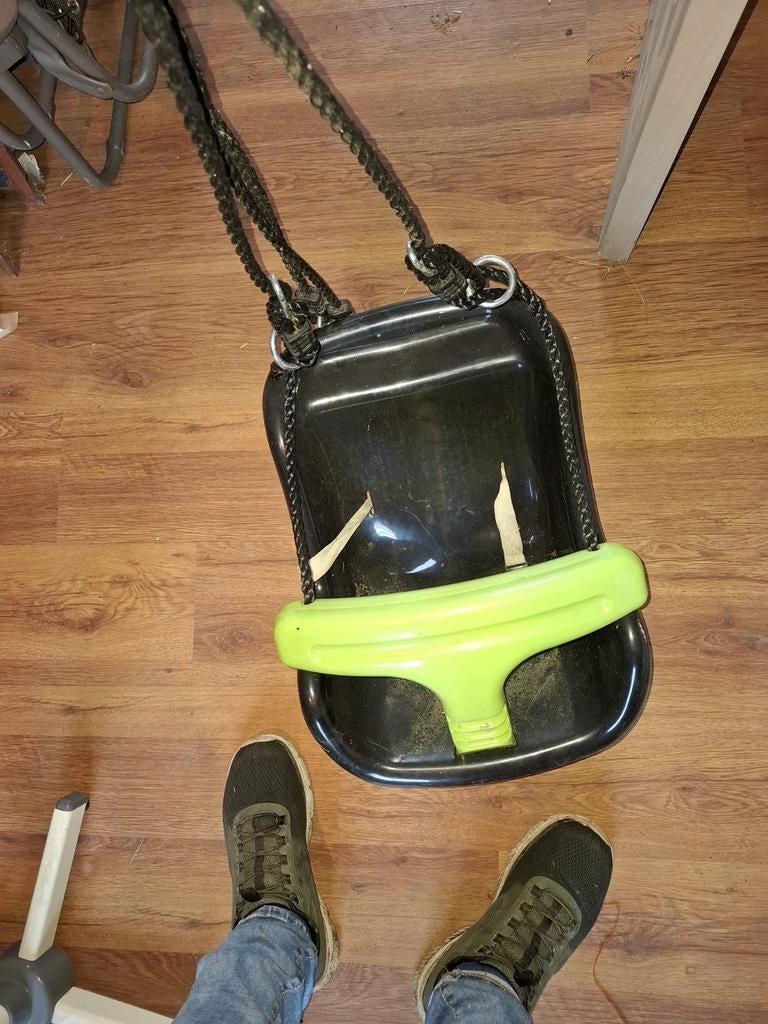 Peuter/kleuter schommel., Kinderen en Baby's, Speelgoed | Buiten | Speeltoestellen, Ophalen, Schommel