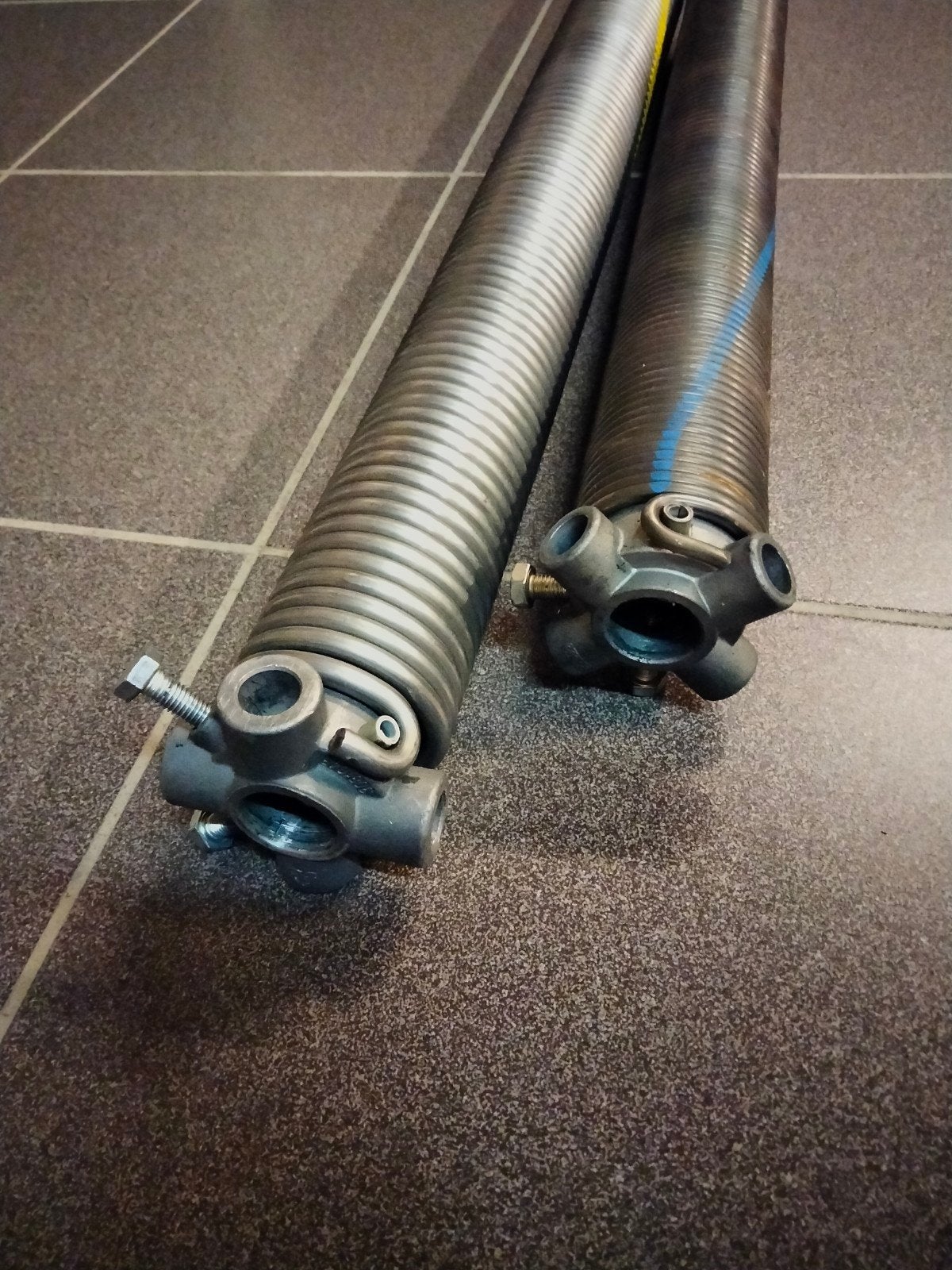 2 torsieveren 18L en 703L, Ophalen