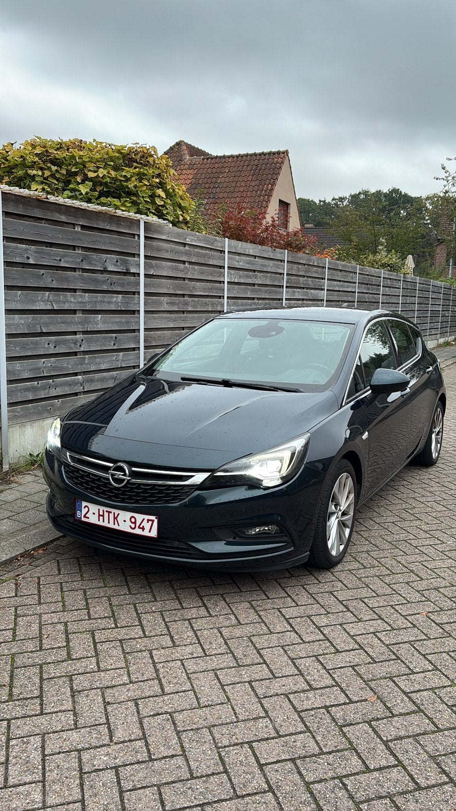 Te koop opel astra met keuring voor verkoop is mogelijk, Auto's, Bi-Xenon koplampen, Leder en Stof, 5 deurs, Particulier